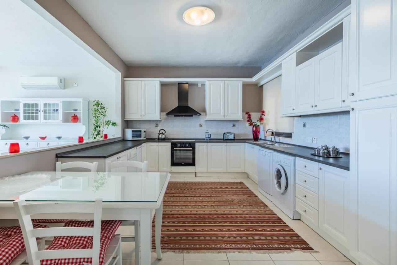 Stunning - Seafront 3-Bedroom 6Th Floor Sliema Ngoại thất bức ảnh